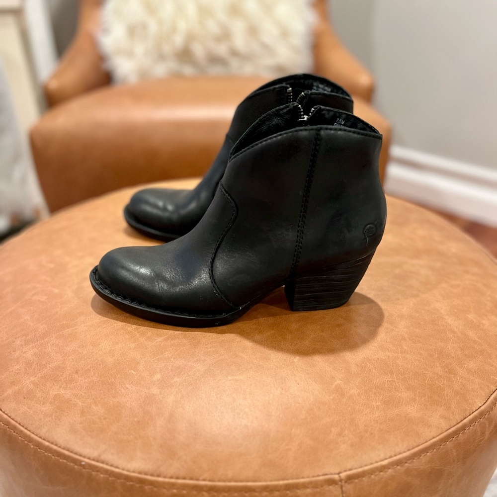 Black boots by Born
